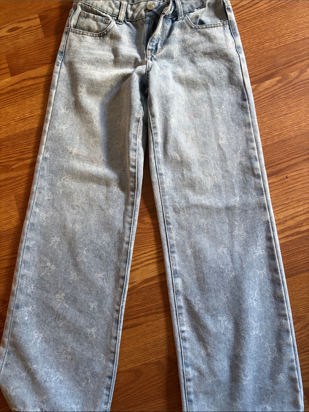 RSQ Light Wash Wide-Leg Jeans with Subtle Tonal Print